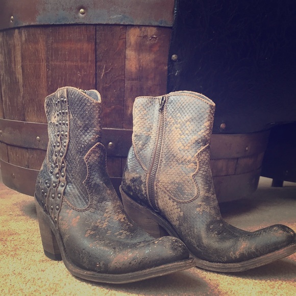 Liberty black boot - Picture 1 of 8